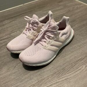 Adidas Women's Soft Pink Athletic Shoes